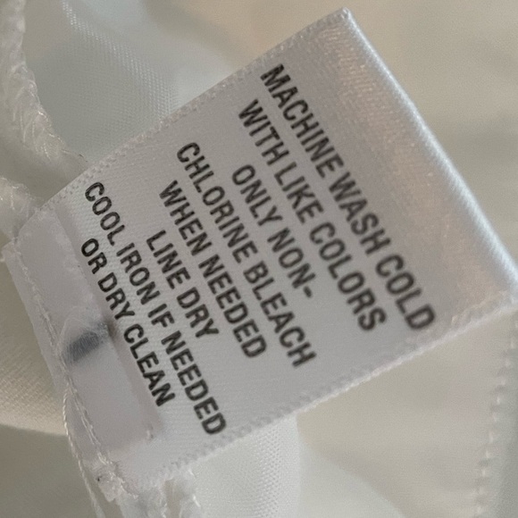 Laura Ashley Women’s Plus Size 22W Cropped Capri Pants - Picture 5 of 5